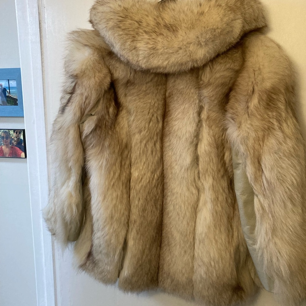 Woman Fox coat, Fur coat 
BUY ALL 3 as is $200 total ( in good shape and real)